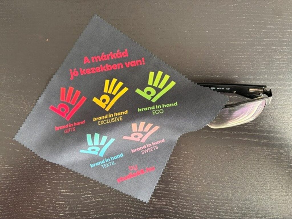 szemüvegtörlő